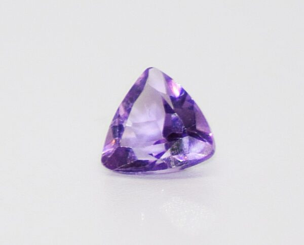 Amethyst, Light Purple Trillion Boxed Set  – 12 Pieces, 17.4 Carats - Image 6