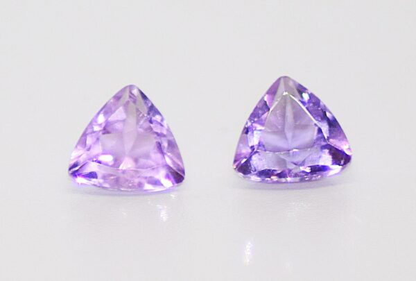 Amethyst, Light Purple Trillion Boxed Set  – 12 Pieces, 17.4 Carats - Image 5