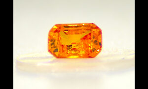Saphire, Vivid Fanta Orange Emerald Cut - 0.76 Carats
