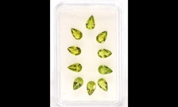 Peridot: Green Fire Boxed Set – 10 Pieces, 7.8 Carats