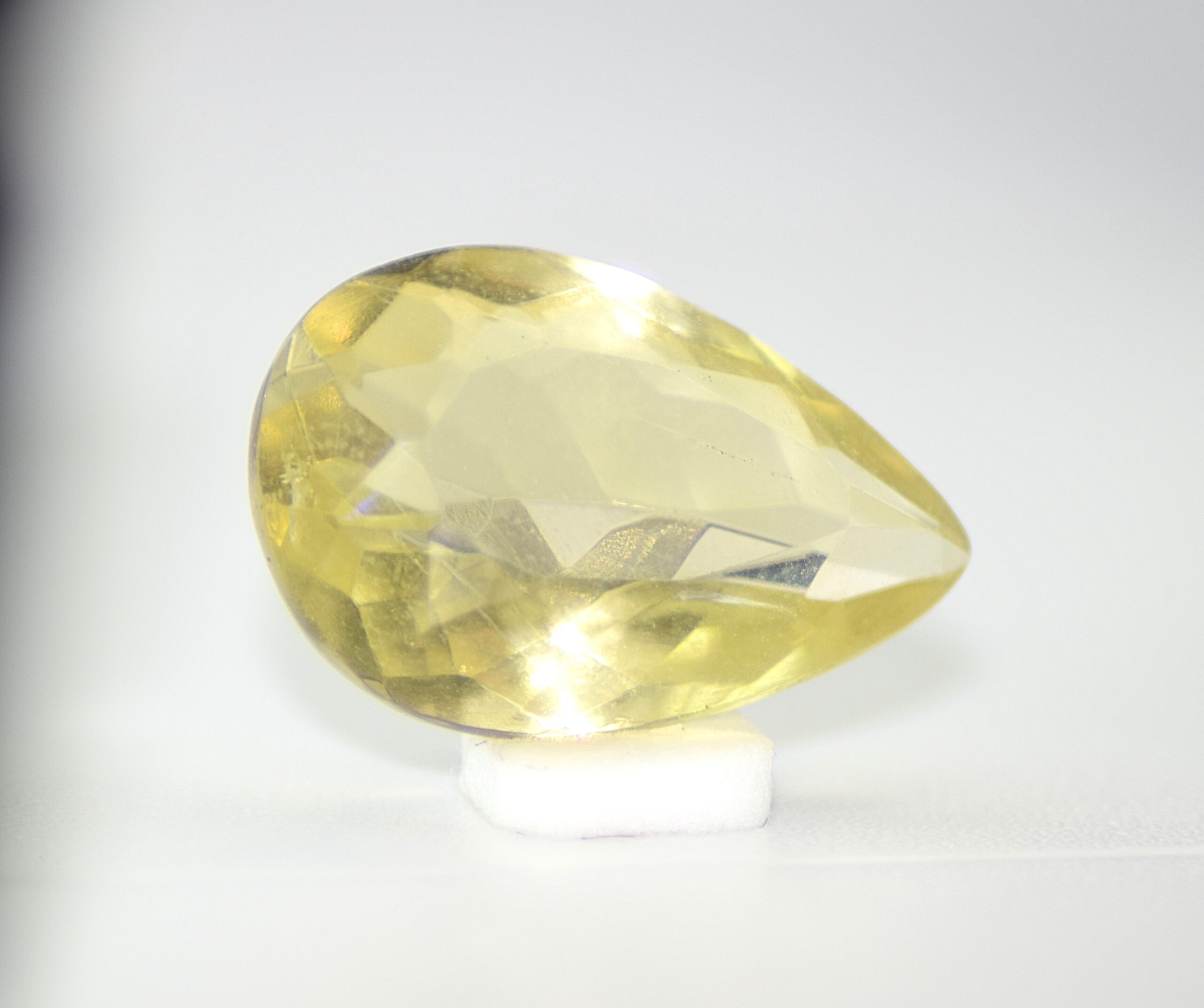 Citrine, Sunny Lemon Yellow Pear Cut Gemstone – 6.98 Carats - Image 2