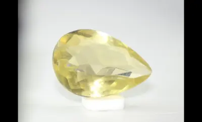 Citrine, Radiant Yellow Pear Cut Gemstone – 6.98 Carats