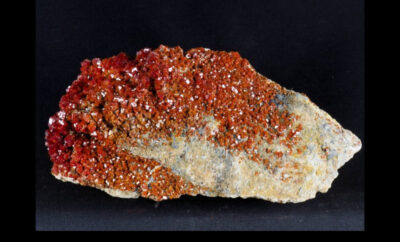 Vanadinite Crystal Specimen on Matrix – Height: 20 cm – Width: 10 cm – 2595 g