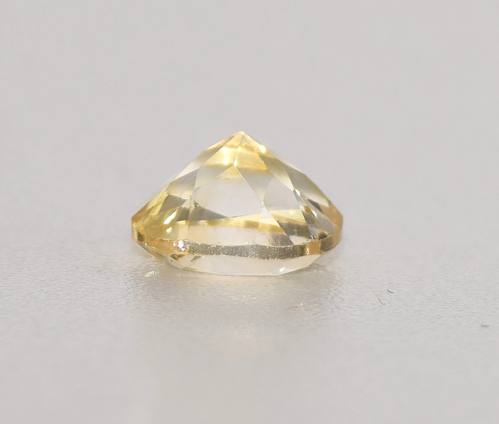 Citrine, Sparkling Yellow Cushion Box – 15 Pieces, 19 Carats - Image 3