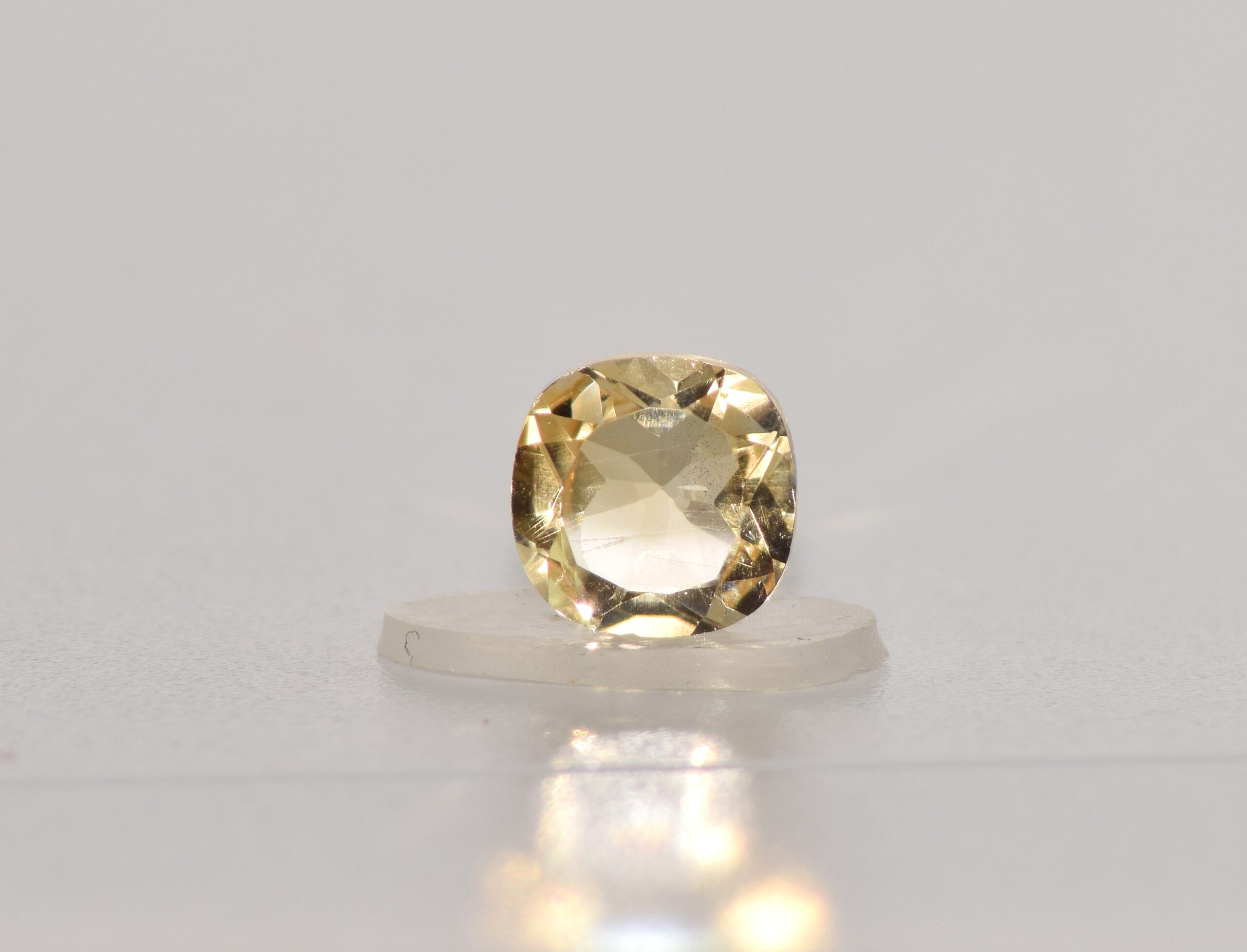 Citrine, Sparkling Yellow Cushion Box – 10 Pieces, 13 Carats - Image 9