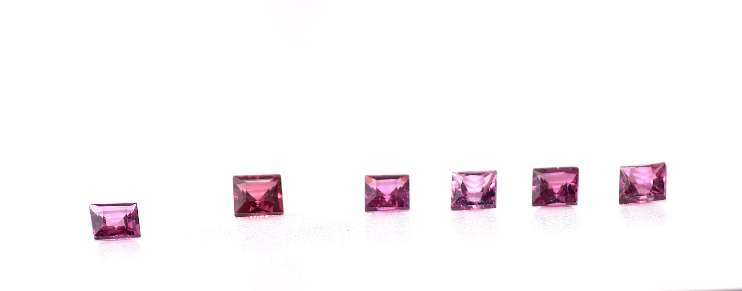 Garnet Gem Set, Velvety Purple Red – 6 Pieces, 1.7 Carats - Image 2
