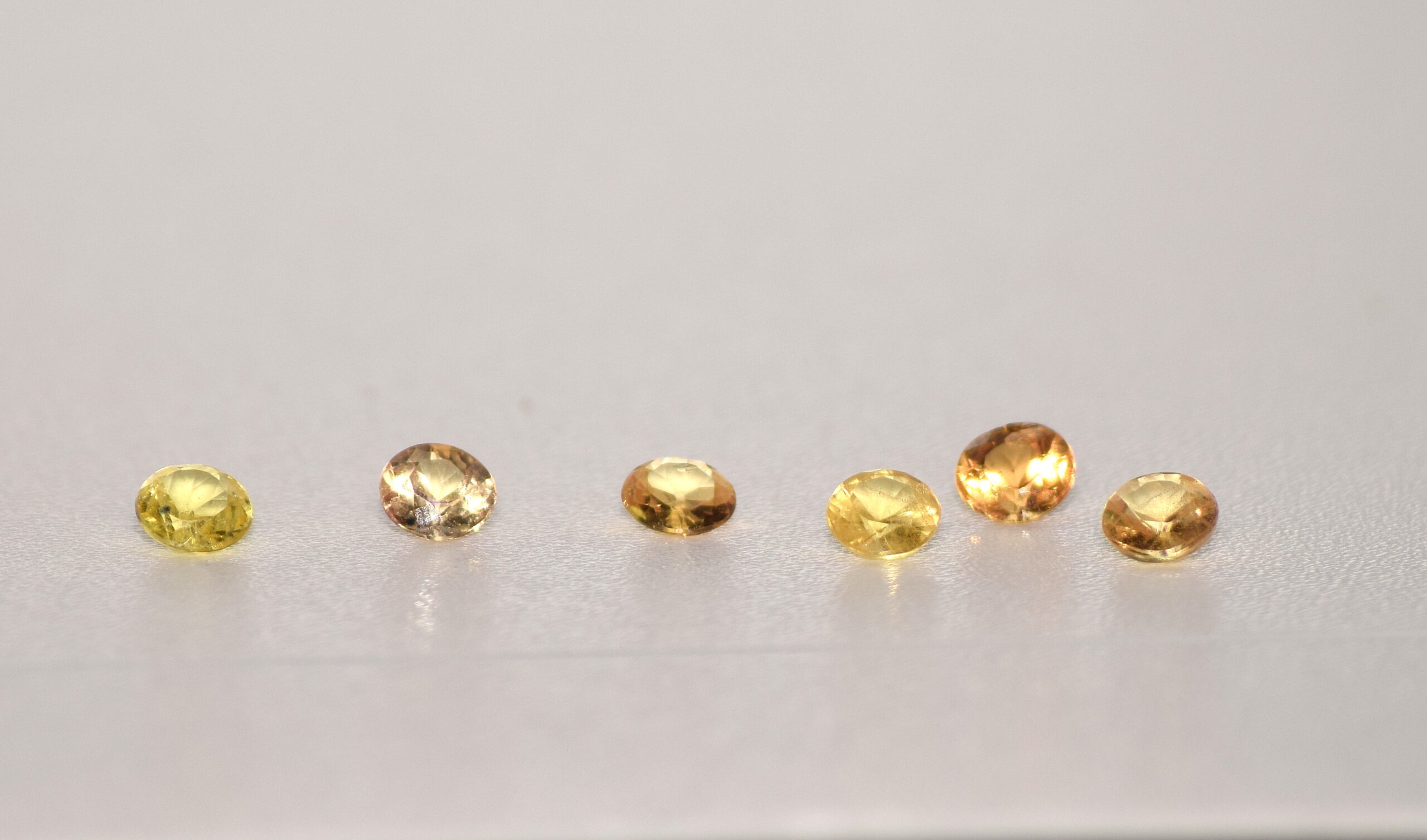 Sapphire Multicolor Round Cut Gem Set – 18 Pieces, 2.27 Carats - Image 3