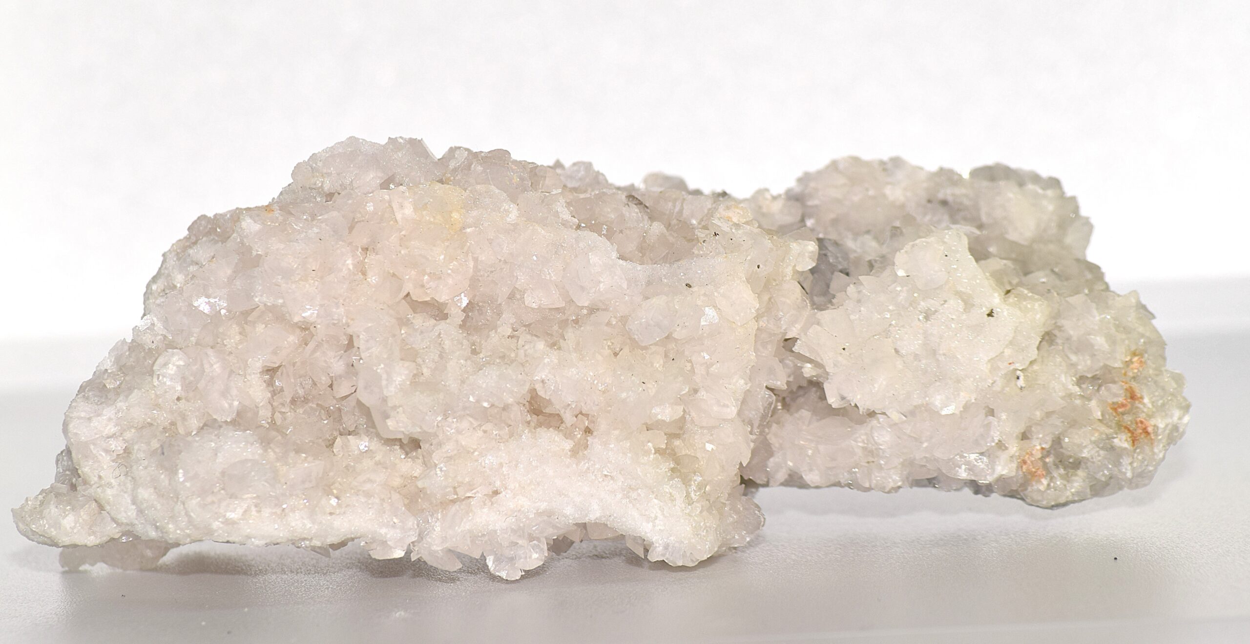 Calcite UV-Fluorescent Natural Mineral Specimen - 11×5cm - Image 4