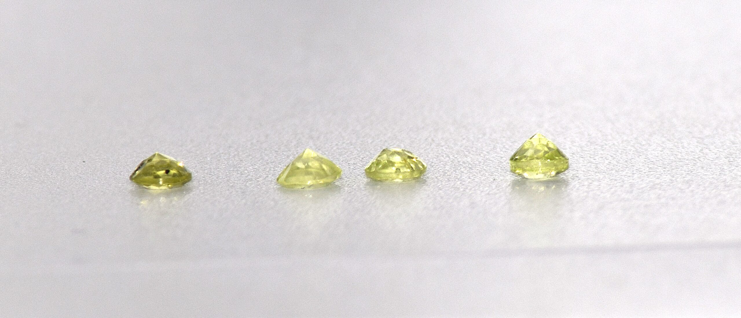Peridot, Radiant Green Gem Set – 14 Pieces, 2.7 Carats - Image 11