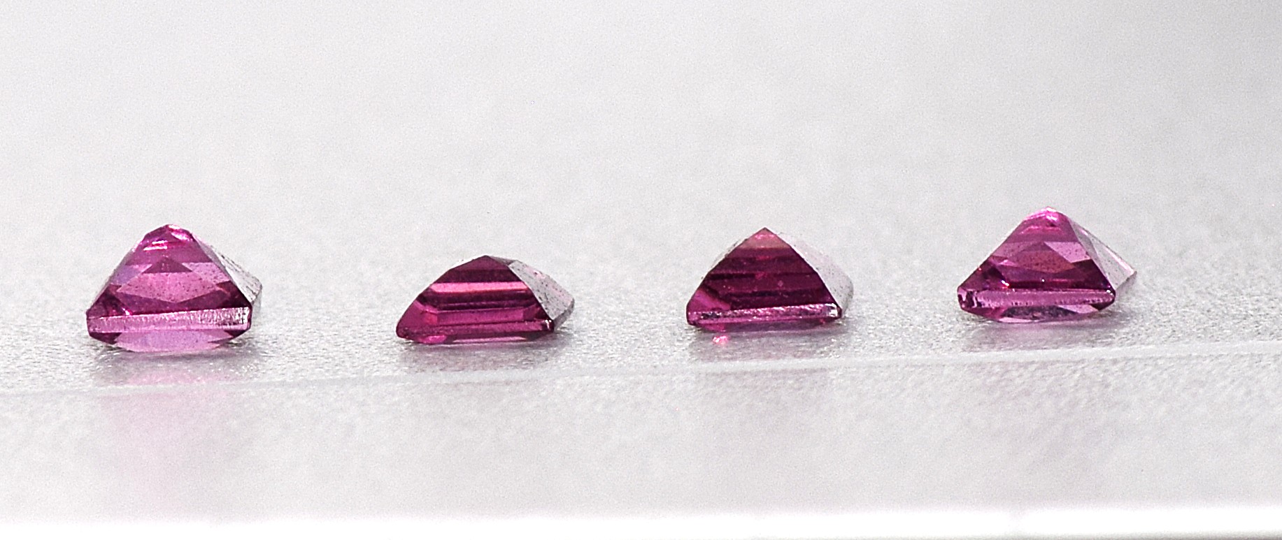 Garnet Gem Set, Velvety Purple Red – 8 Pieces, 2.32 Carats - Image 5