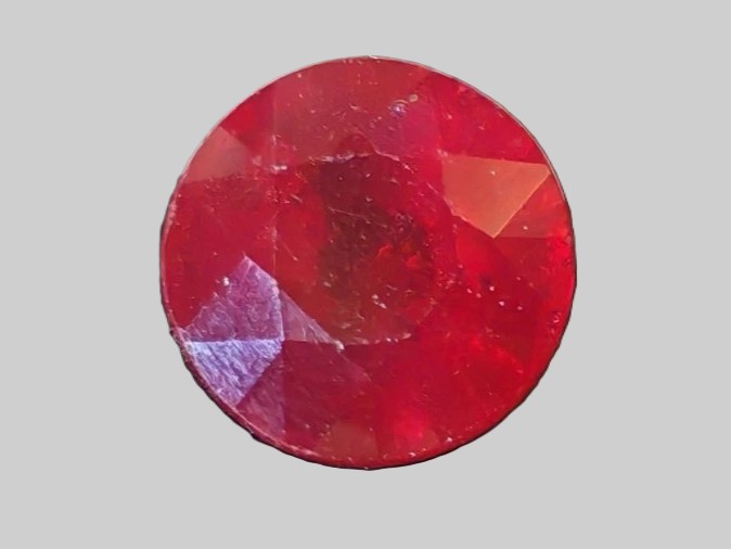 Ruby, Vivid Red Mozambique Round Cut – 5.20 Carats - Image 6