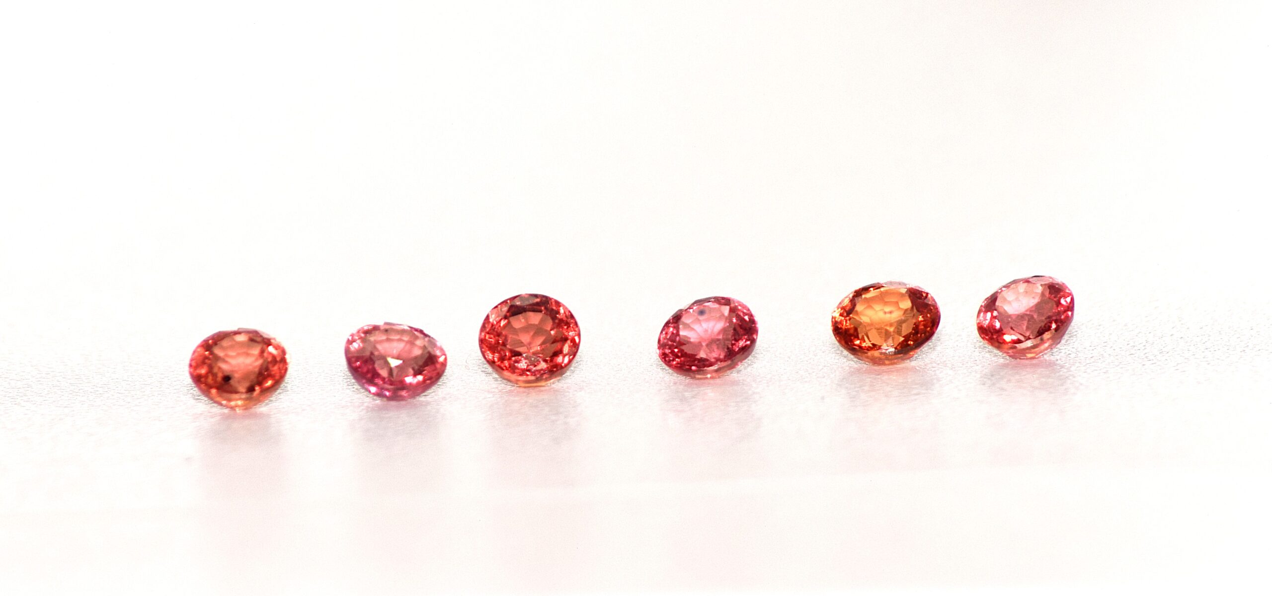 Sapphire Gemstone Set, Padparadscha Color Change – 6 pcs, 1.3 Carats - Image 2