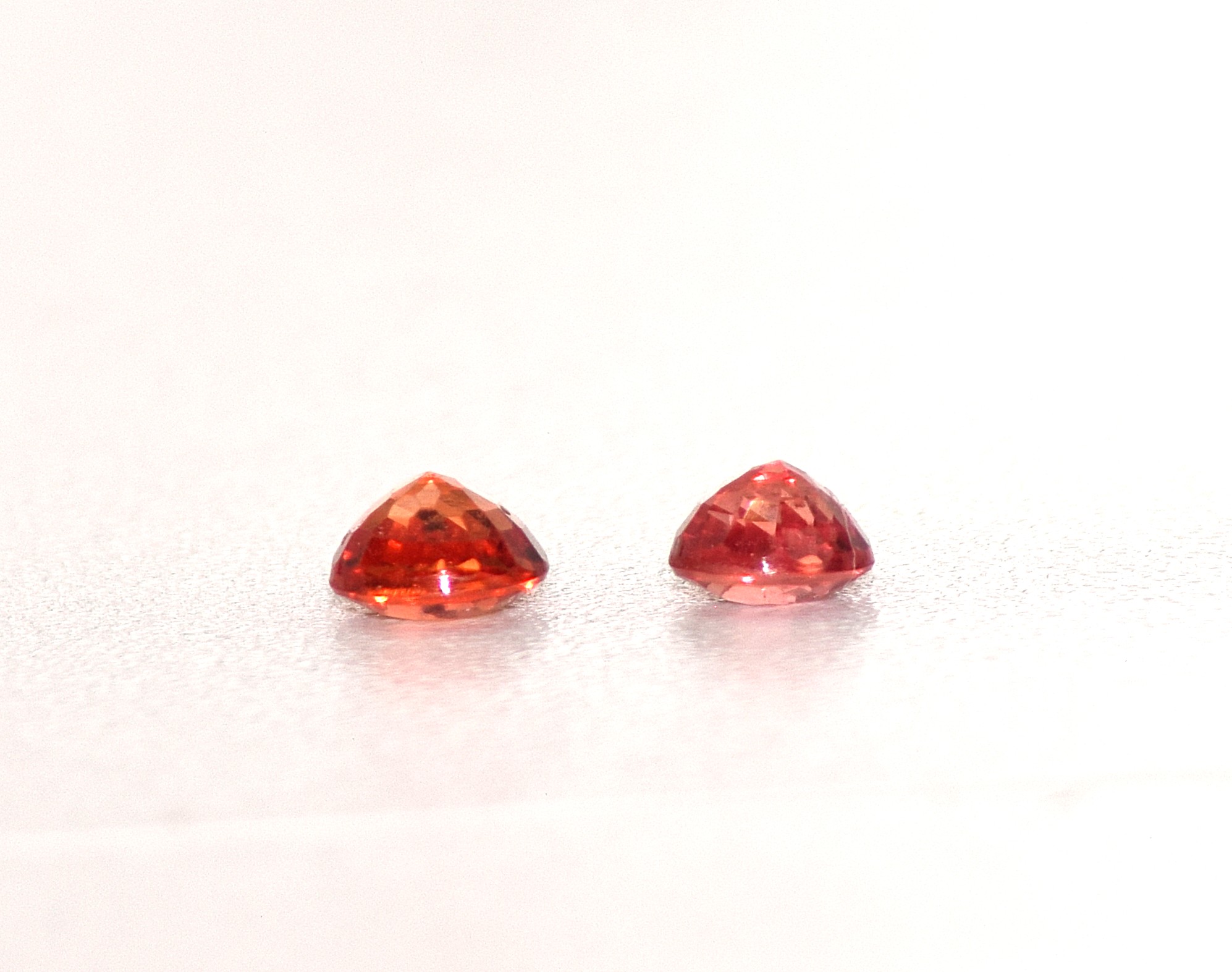 Sapphire Gemstone Set, Padparadscha Color Change – 6 pcs, 1.3 Carats - Image 4