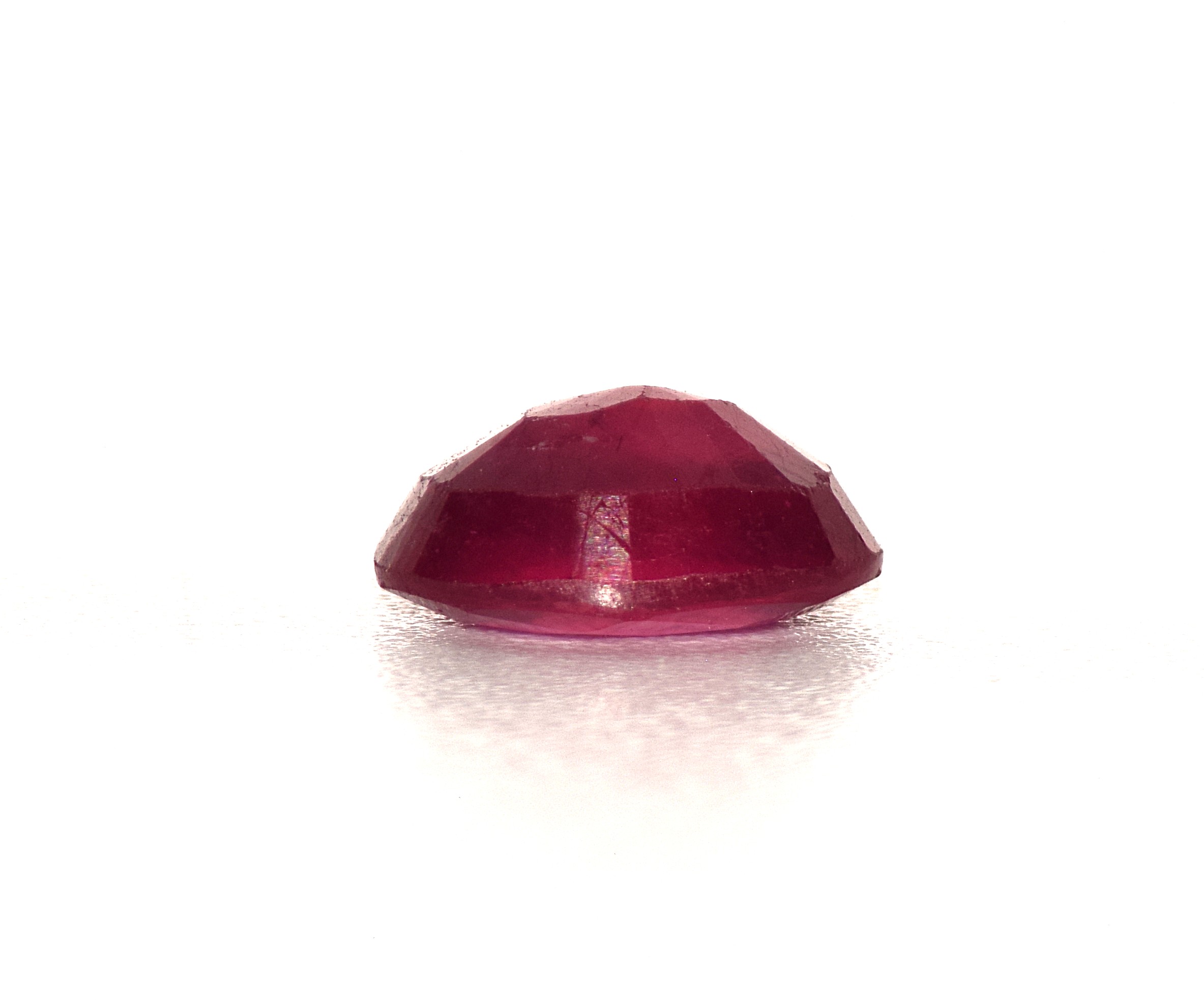 Ruby, Intense Red Mozambique Round Cut – 2.6 Carats - Image 3