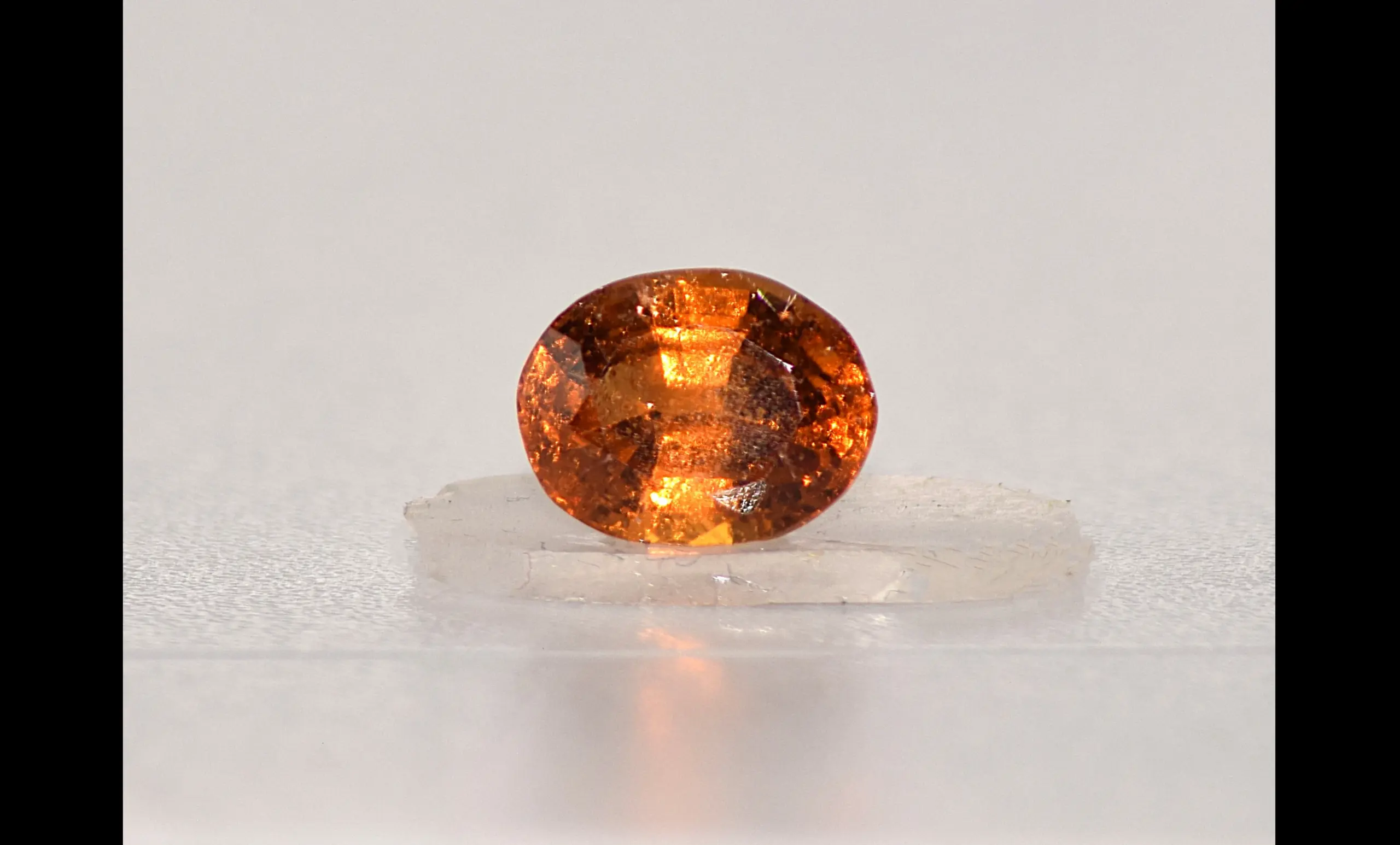 Garnet, Radiant Red-Orange Oval Gemstone – 1.22 Carats