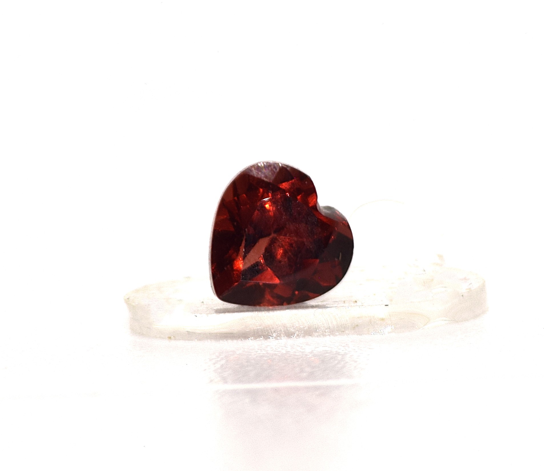 Garnet, Mandarin Red Heart Cut Gemstone Set – 5 Pieces, 3.07 Carats - Image 2