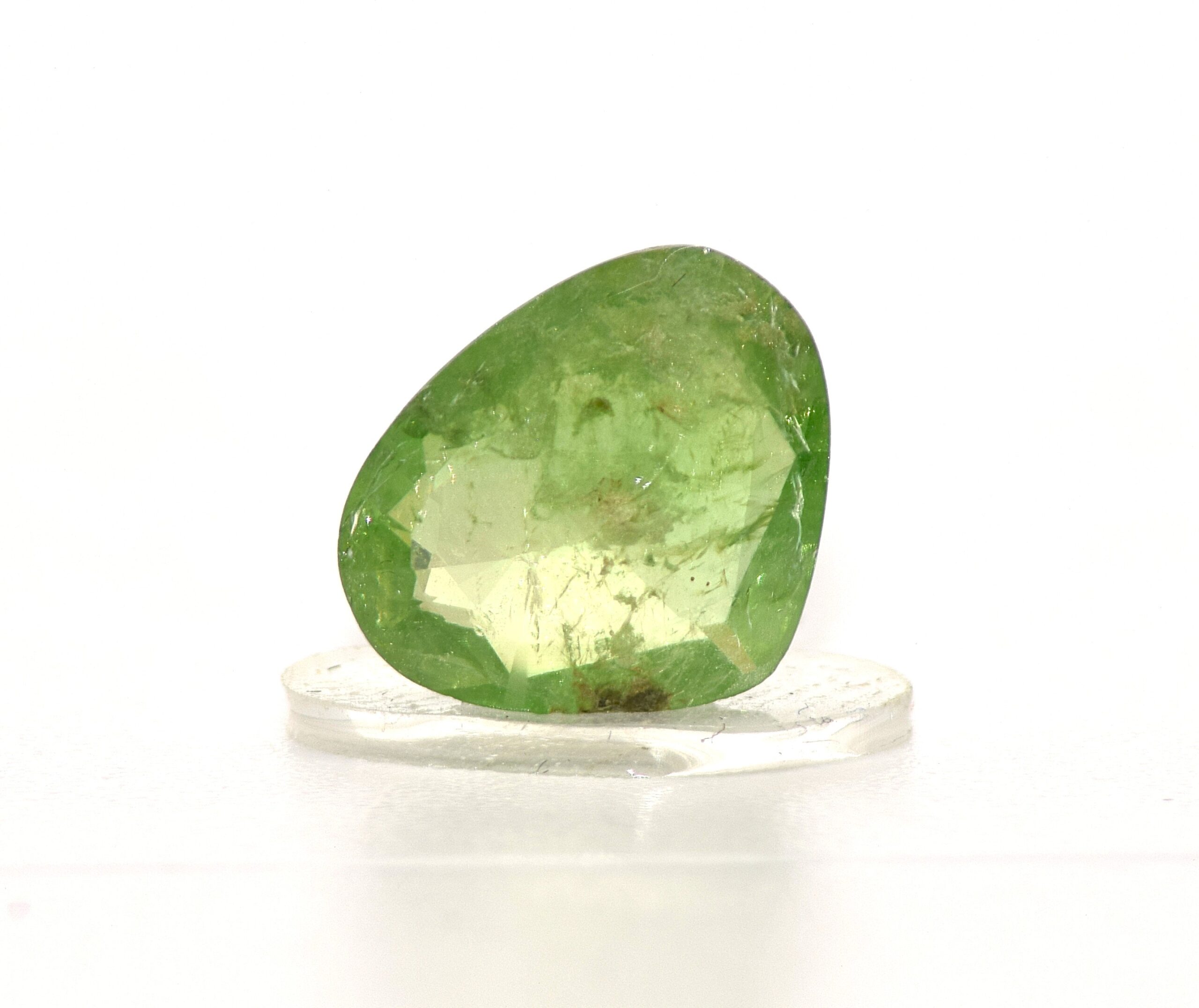 Tsavorite, Bright Green Pear Cut Gemstone – 2.54 Carats - Image 2