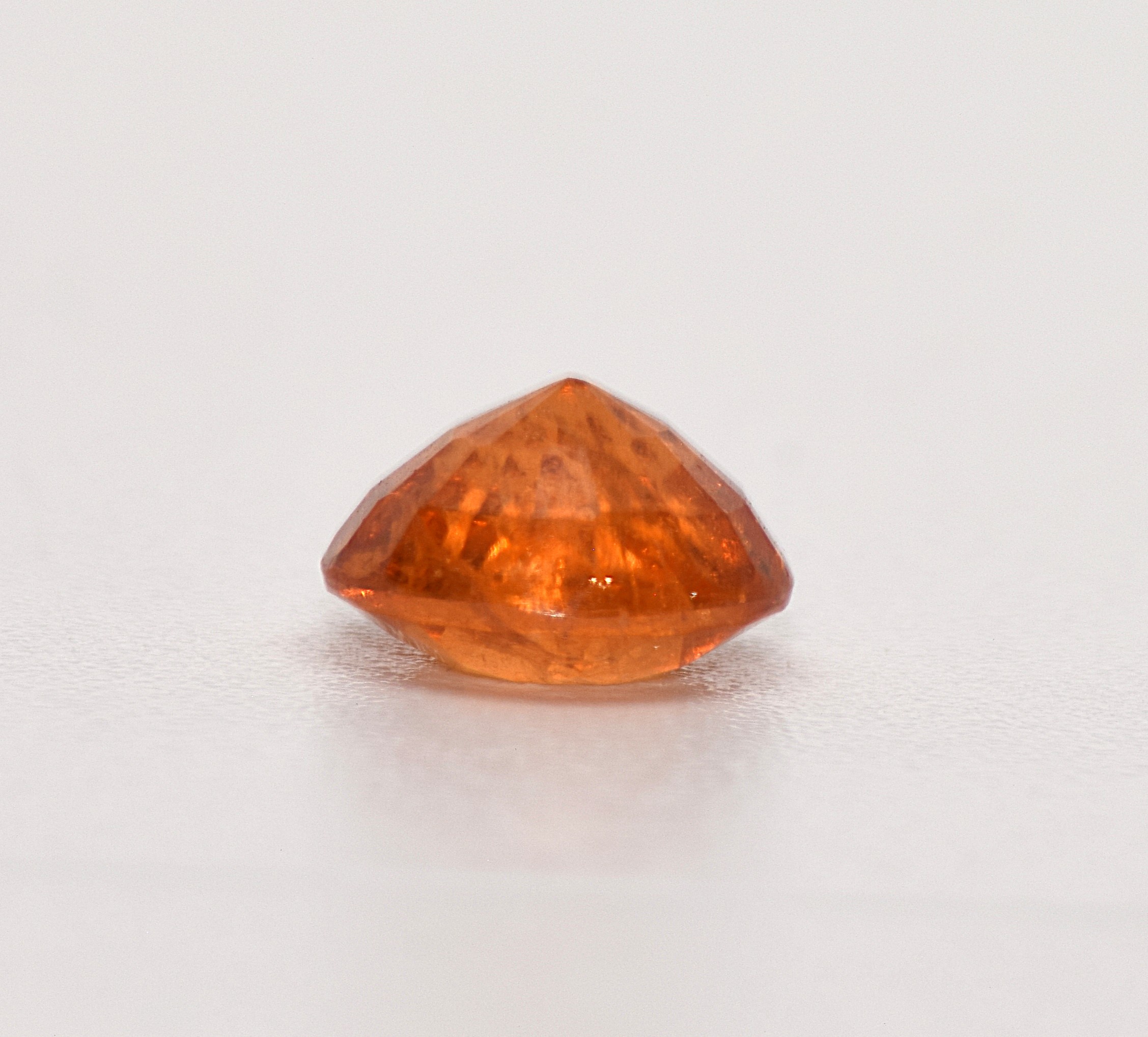 Garnet, Fanta-Orange Gemstone, Round Cut – 2.35 Carats - Image 5