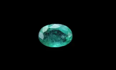 Emerald, Glowing Green Oval Cut Gemstone – 0.48 Carats