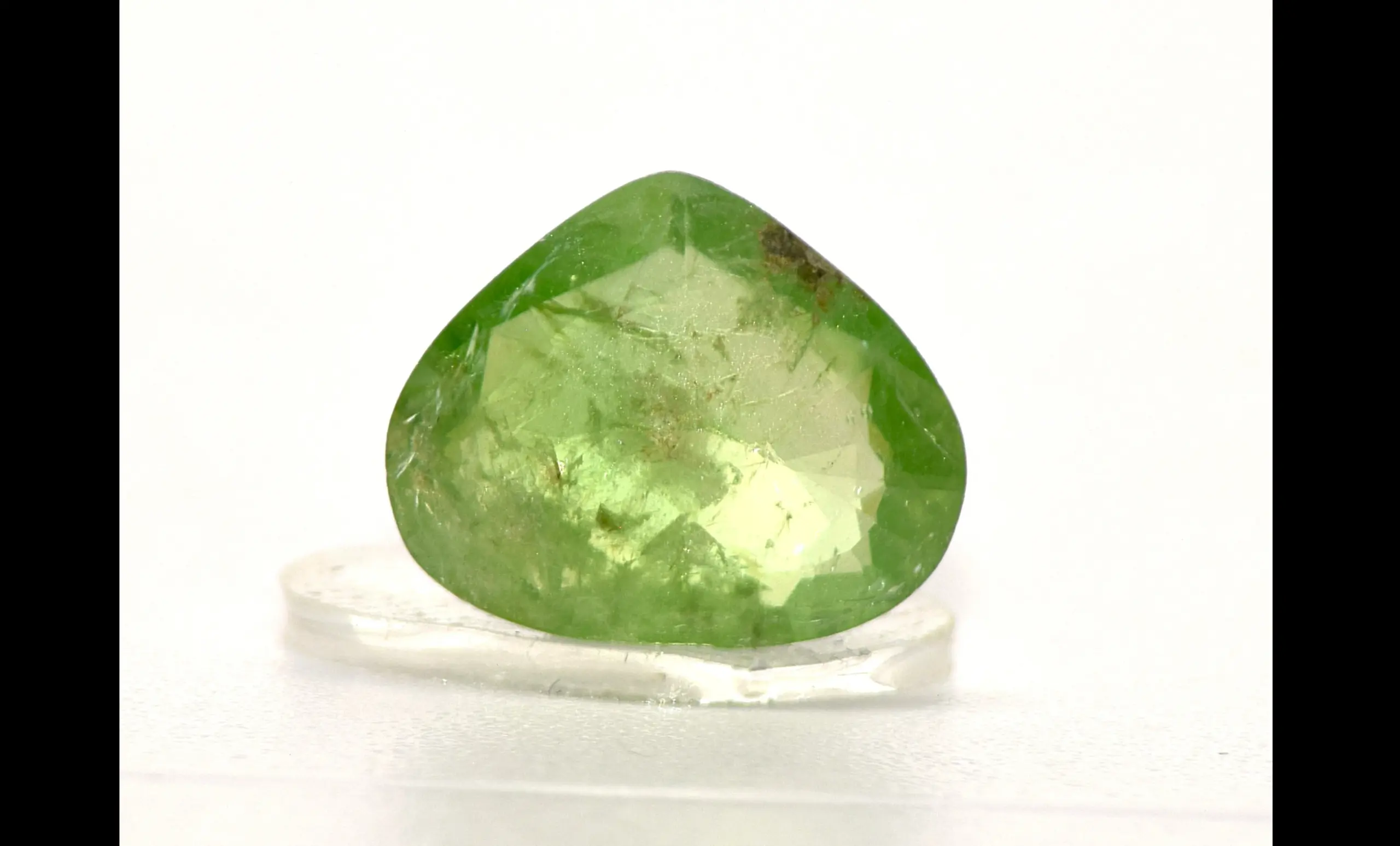 Tsavorite, Bright Green Pear Cut Gemstone – 2.54 Carats