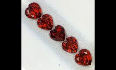 Garnet, Mandarin Red Heart Cut Gemstone Set – 5 Pieces, 3.07 Carats