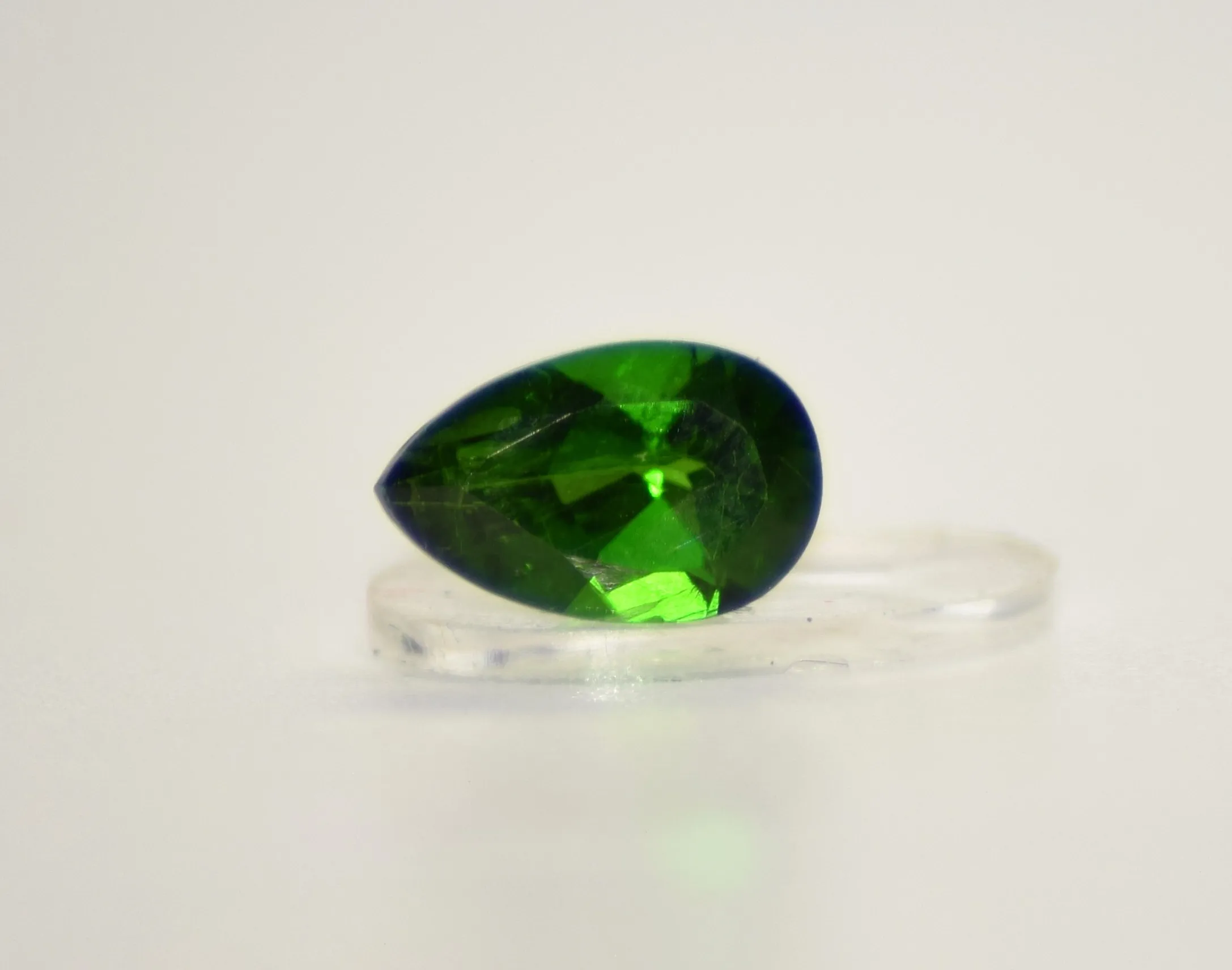 Ruby & Chrome Diopside Gemstone Set – 4 pcs, 4.3 Carats - Image 5
