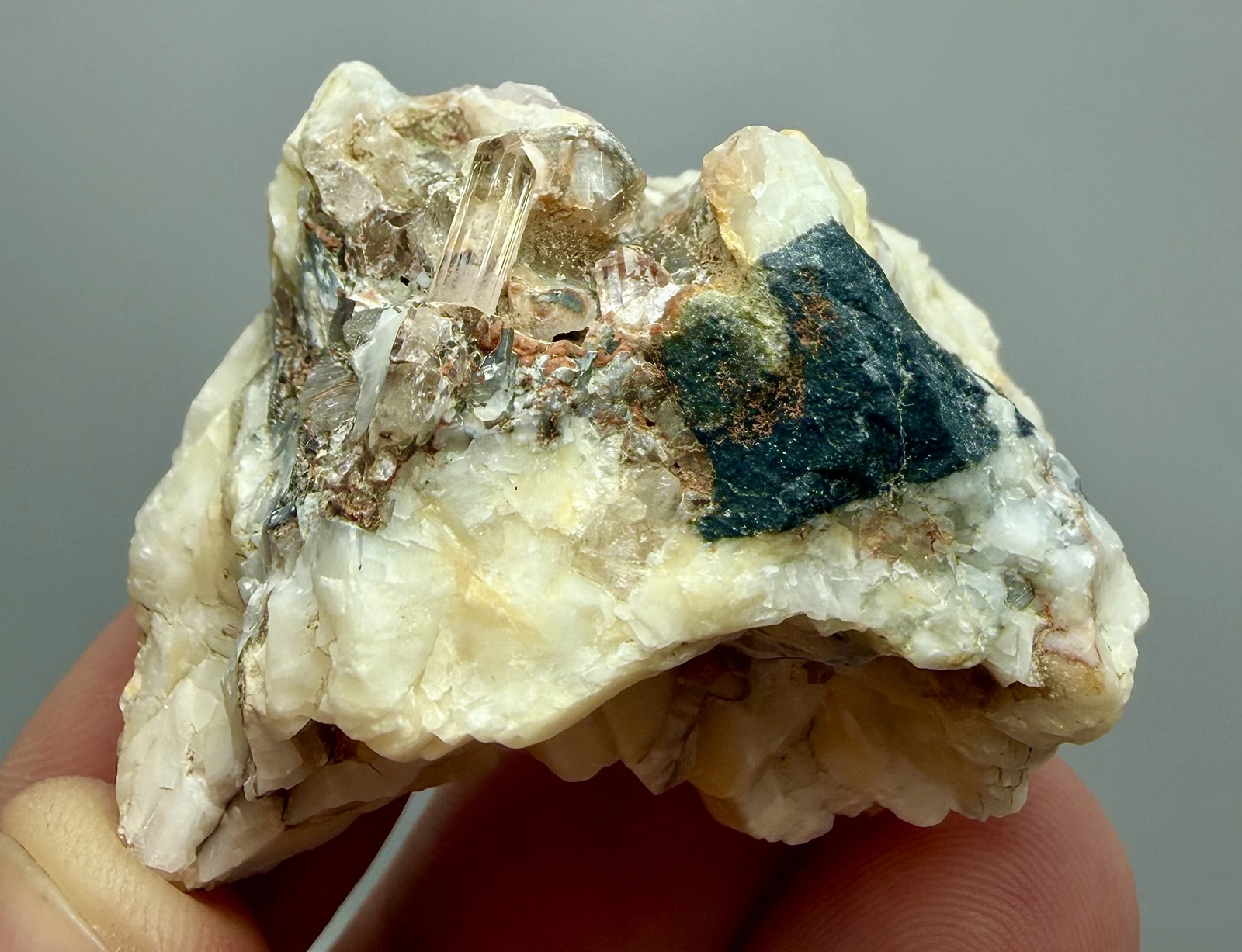 Topaz, Natural Pink Crystal on Matrix – 46 × 37 × 30 mm - Image 2