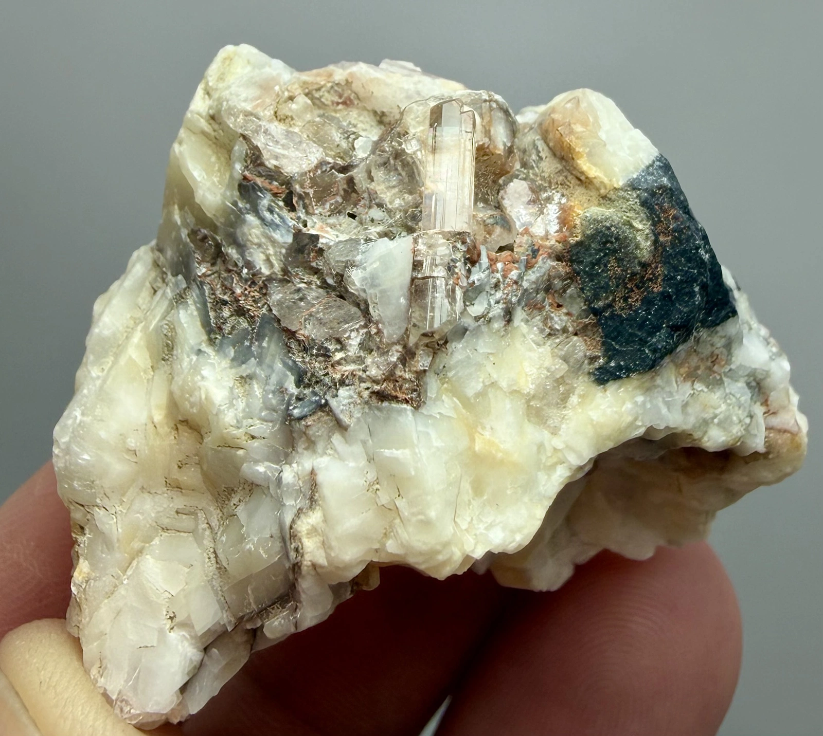 Topaz, Natural Pink Crystal on Matrix – 46 × 37 × 30 mm - Image 6