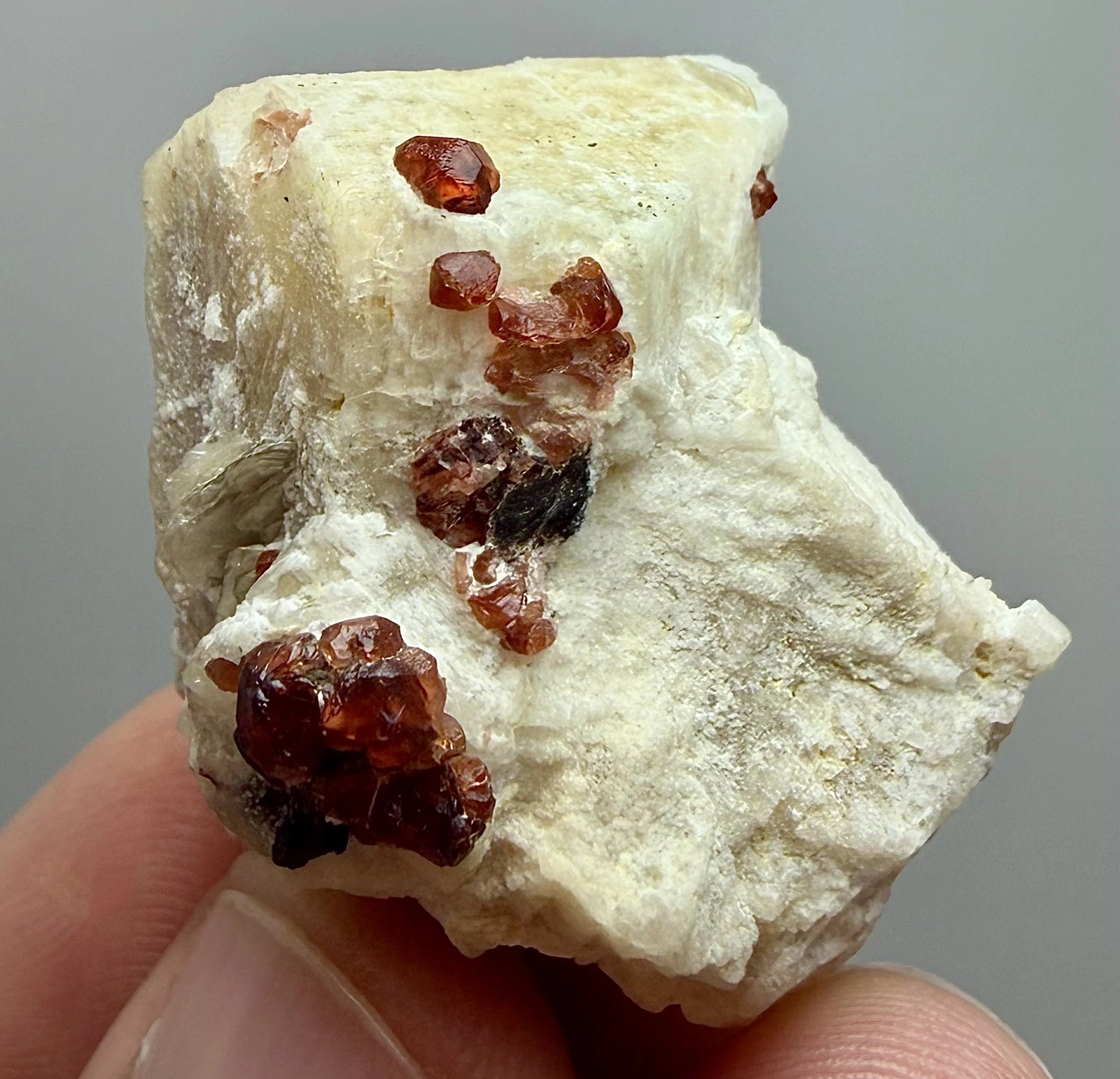 Spessartine Garnet Crystal on Matrix – 36 × 33 × 31 mm - Image 3