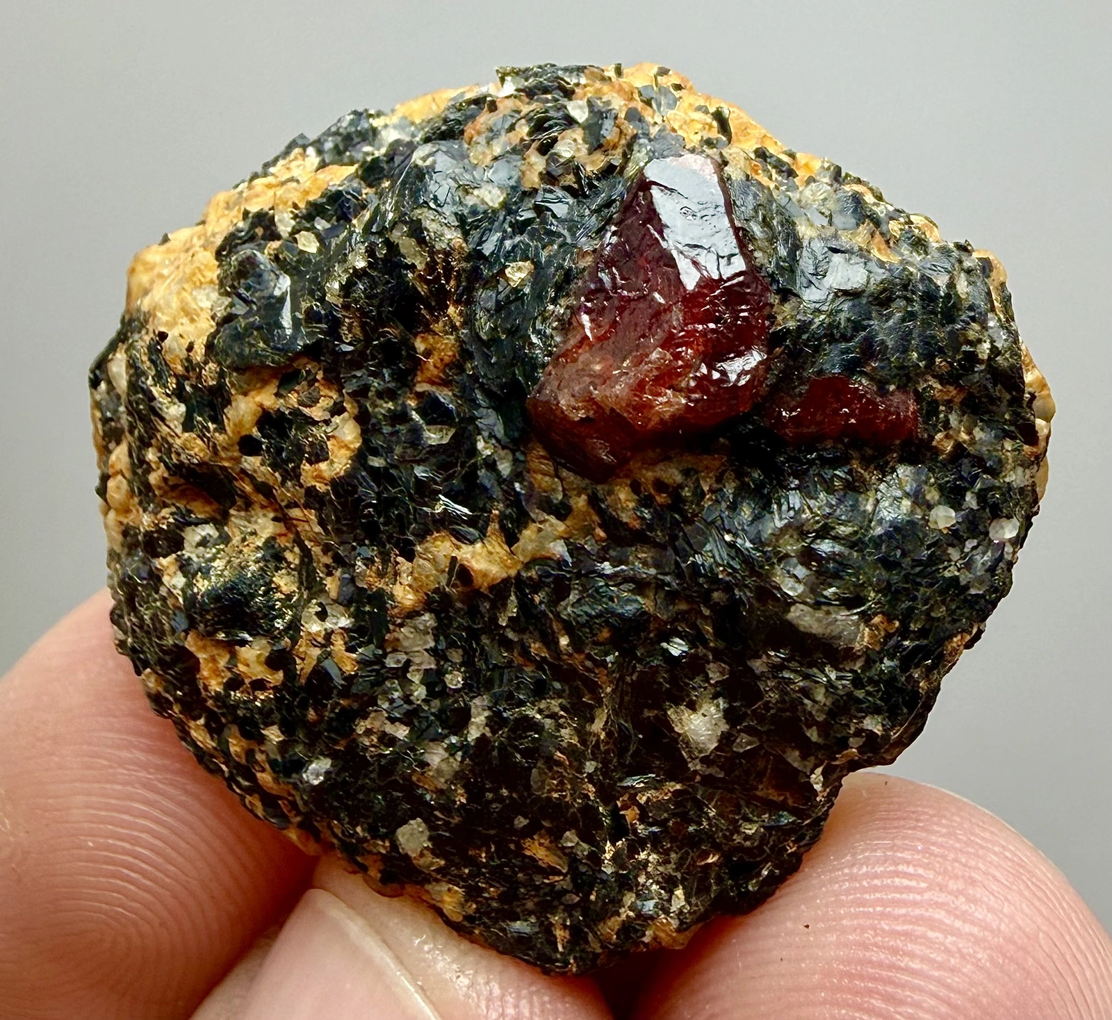 Zircon Crystal on Matrix – Reddish Crystal, 36 × 31 × 11 mm - Image 3