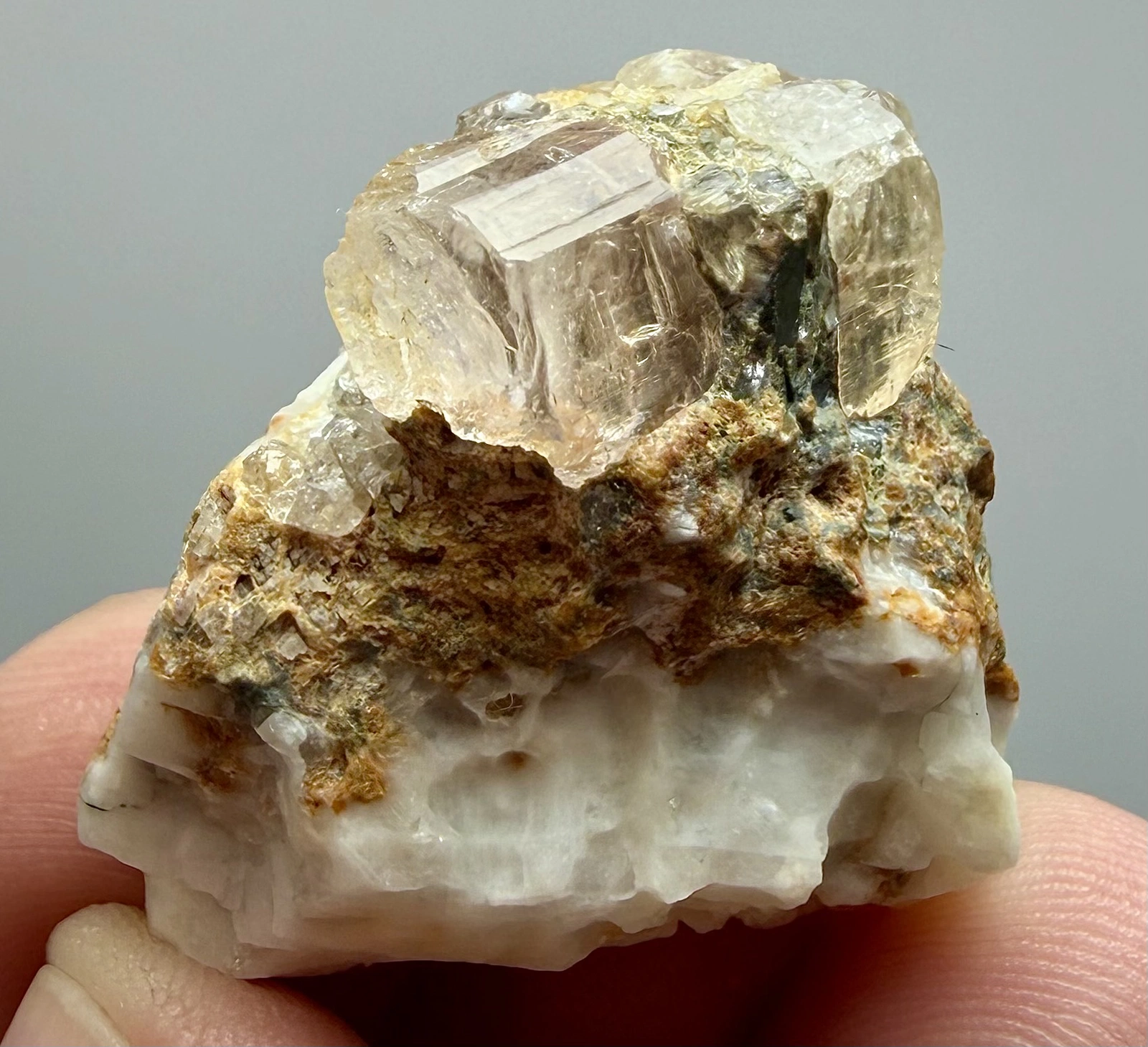 Topaz, Natural Pink Crystal on Matrix – 30 × 26 × 20 mm - Image 6