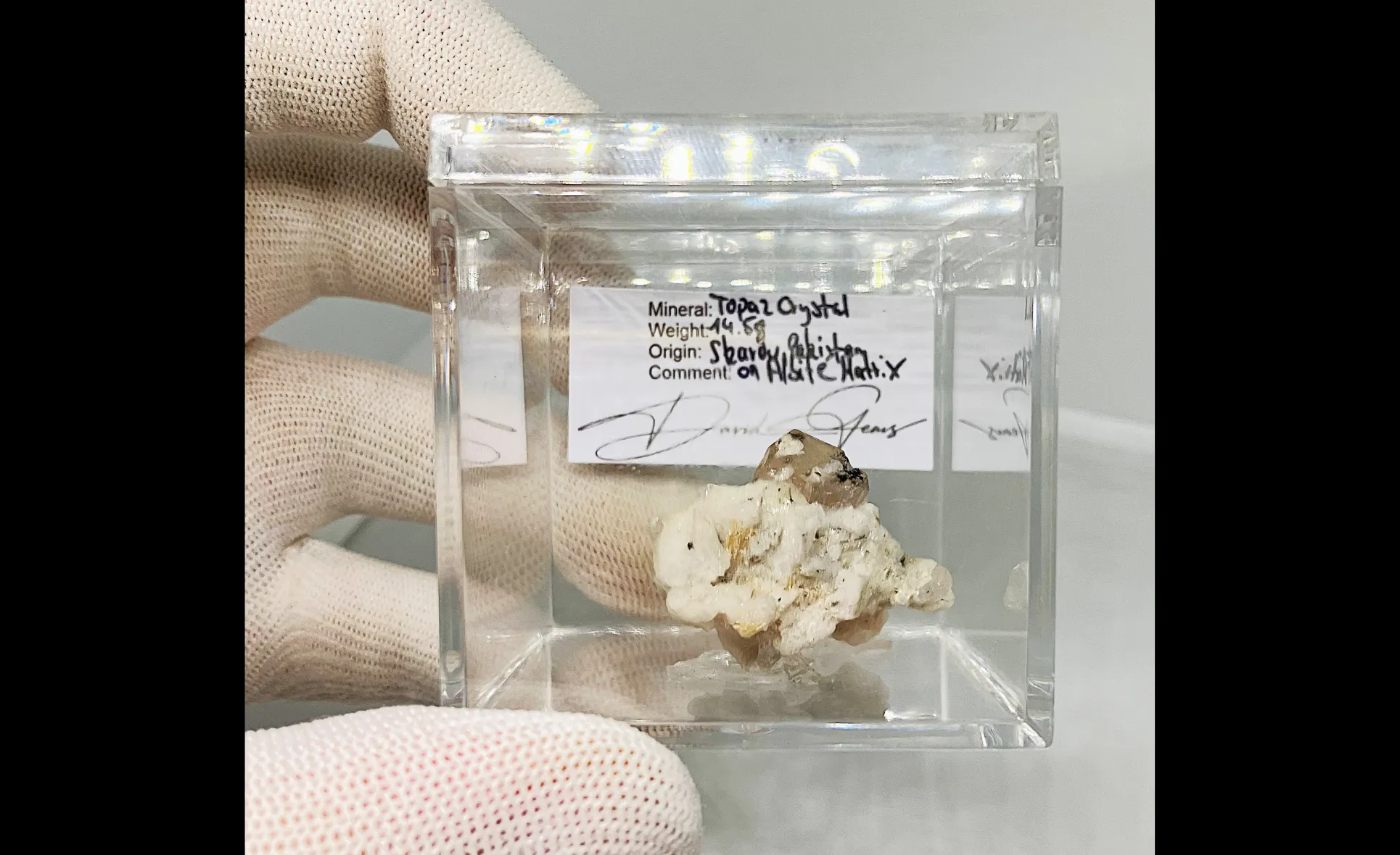 Topaz Crystal on Albite Matrix – Acrylic Display Box - Image 8