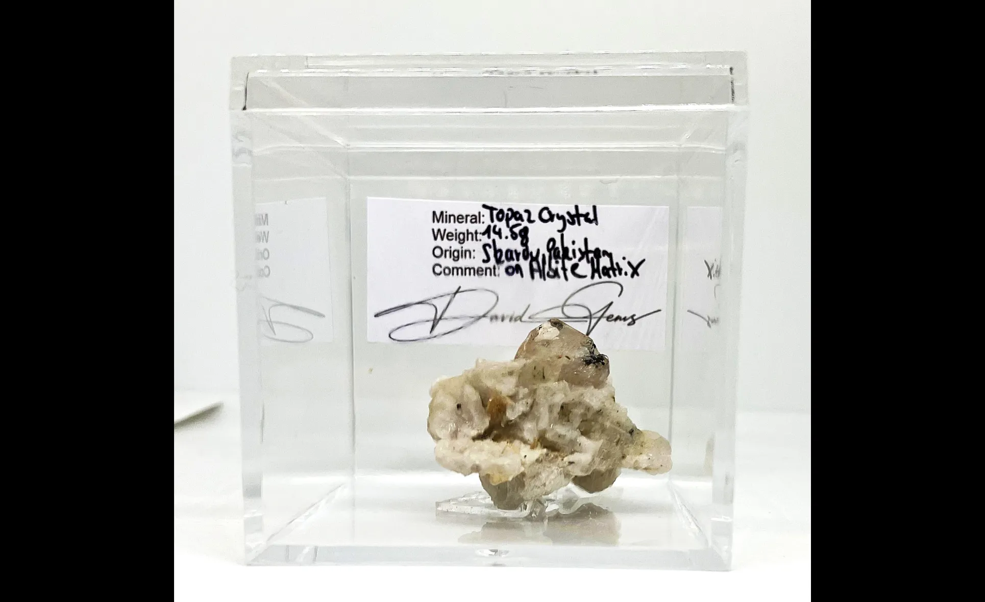 Topaz Crystal on Albite Matrix – Acrylic Display Box - Image 9