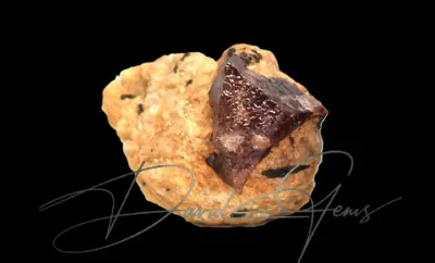 Zircon Crystal on Matrix – 20 × 16 × 14 mm