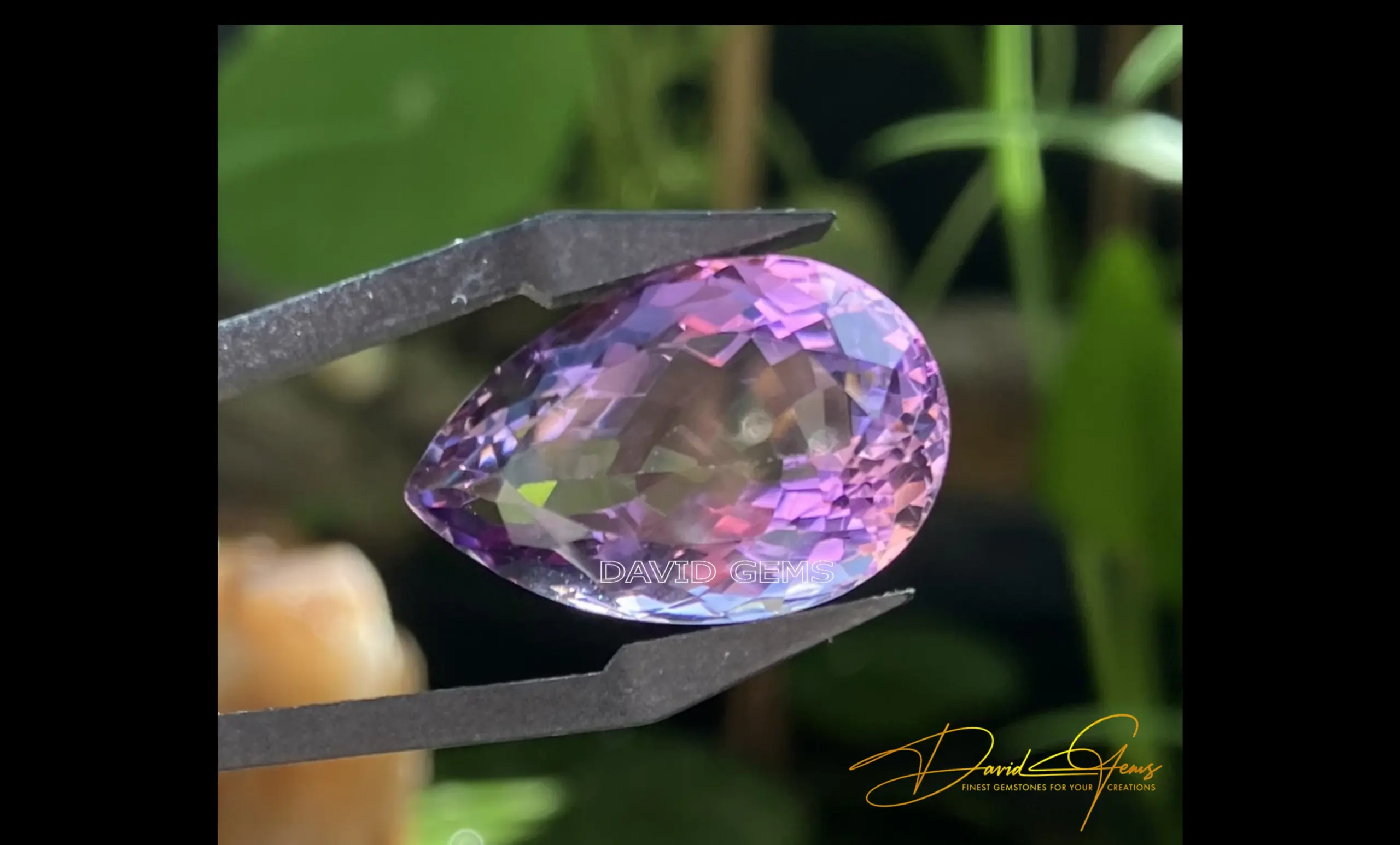 Amethyst, Violet Pear Cut Faceted Gemstone – 19 Carats
