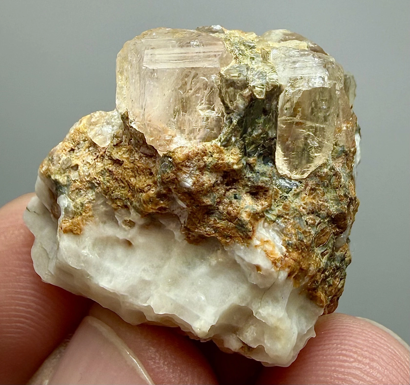 Topaz, Natural Pink Crystal on Matrix – 30 × 26 × 20 mm - Image 7