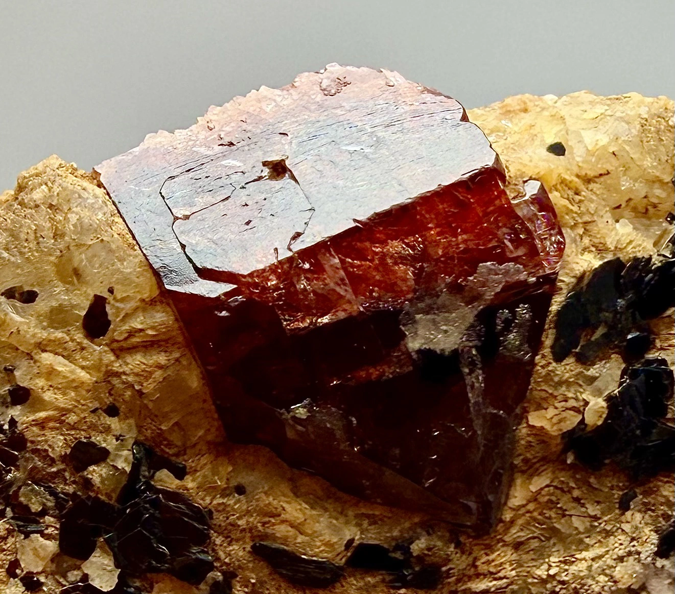 Zircon Crystal on Matrix – 47 × 32 × 15 mm - Image 6