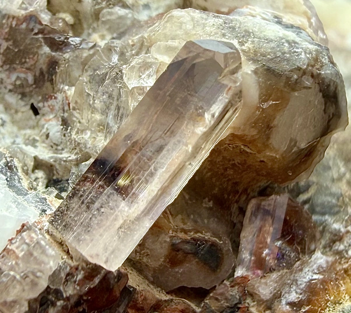 Topaz, Natural Pink Crystal on Matrix – 46 × 37 × 30 mm - Image 5