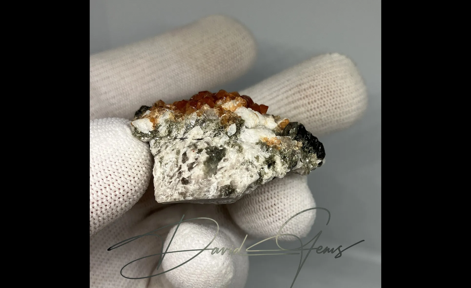 Spessartine Garnet Crystal on Matrix – 49 × 38 × 22 mm - Image 8