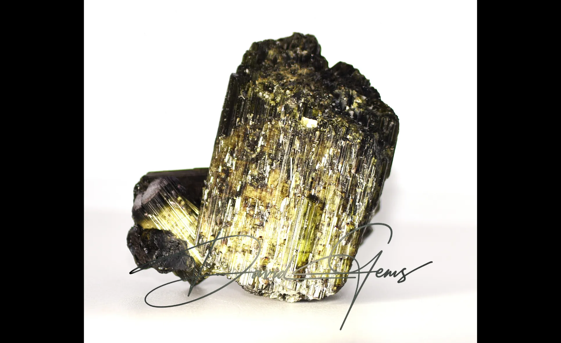 Tourmaline crystal cluster, green prismatic – 60 g - Image 7