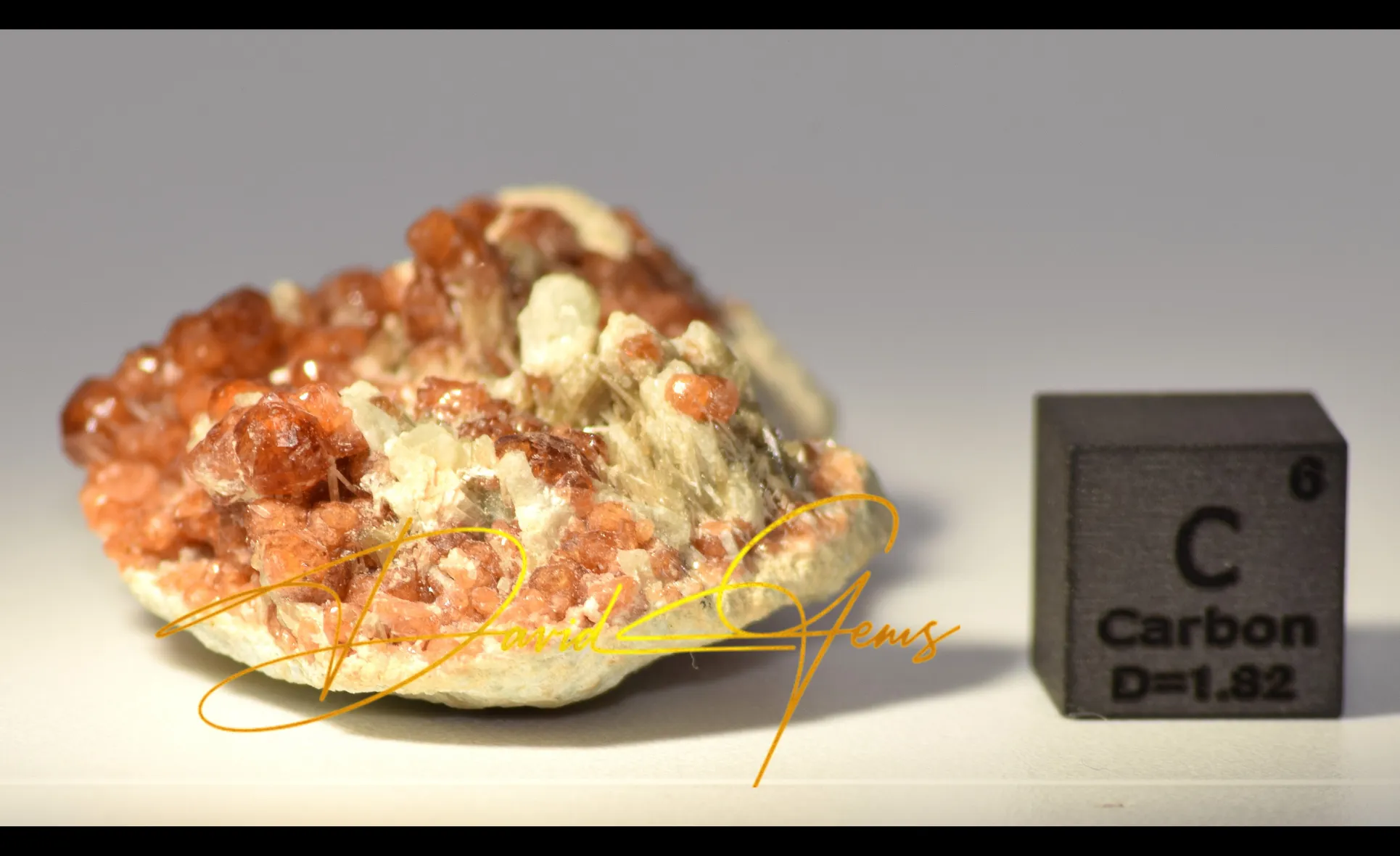 Grossular Garnet Crystal on Matrix – 44 × 30 × 16 mm - Image 7