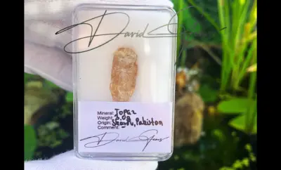 Topaz Crystal, Champagne Color – 3.0 g, in Display Box