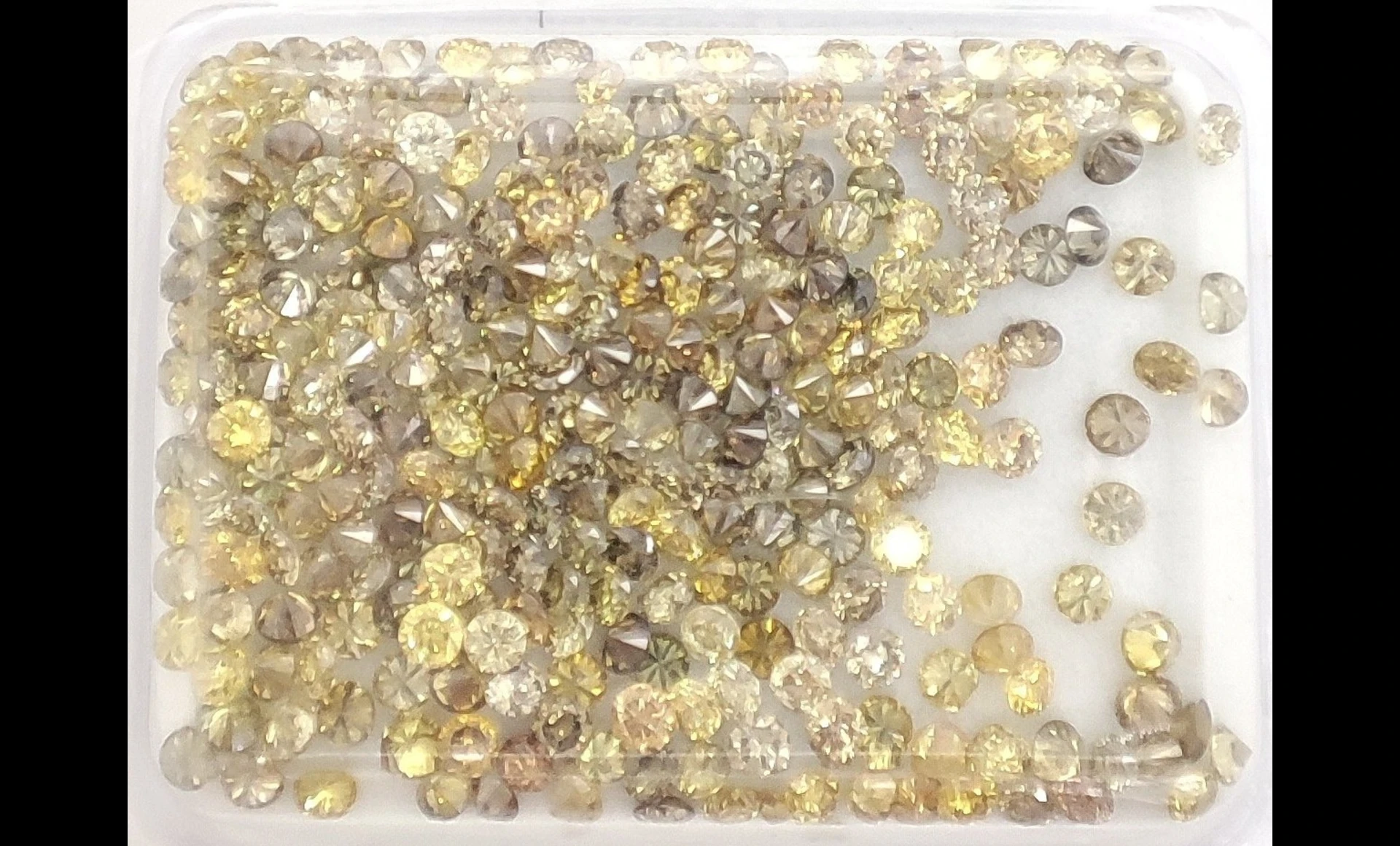 Diamonds, Fancy Mixed Colors Round Cut, Natural – 3.02 Carats - Image 4