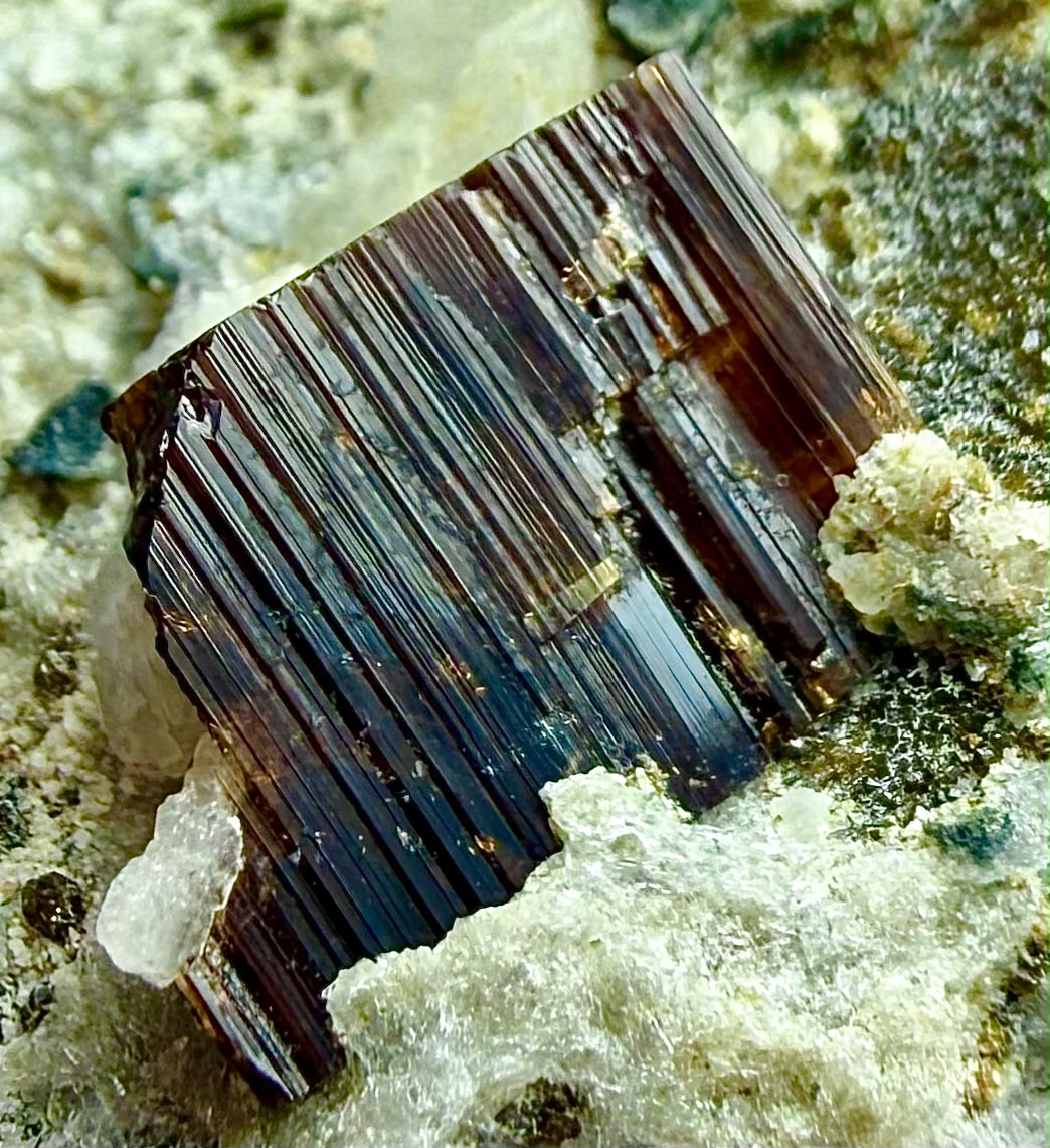 Vesuvianite Crystal on Matrix – Reddish, 36 × 25 × 18 mm - Image 3