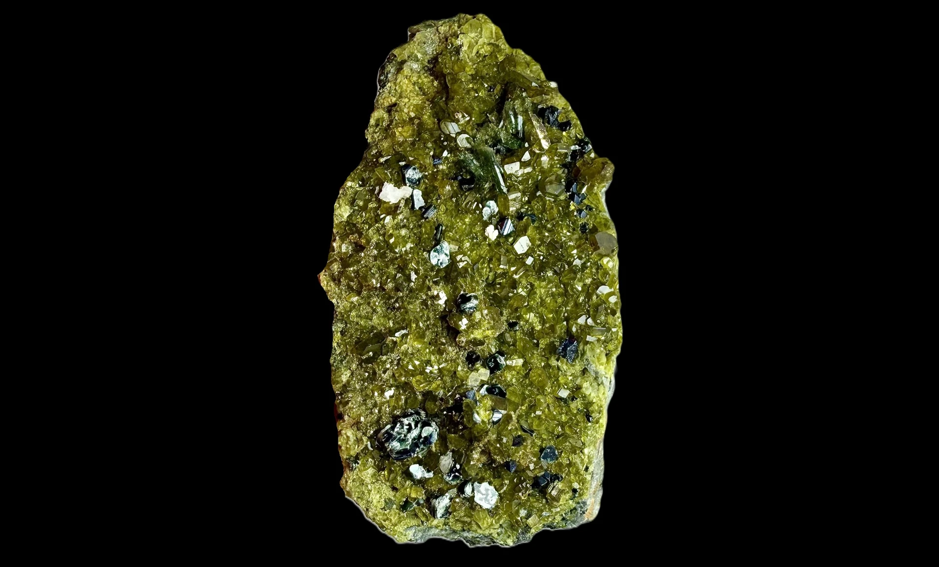 Vesuvianite Crystal – Association with Magnetite & Diopside